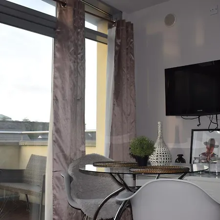 1 Bedroom With Balcony In Apartment